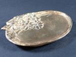MARIONNET Albert (1852-1910) : Petit vide-poche en bronze à décor...