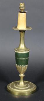 Pied de lampe de style Louis XVI en bronze et...