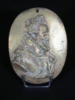 Plaque ovale en bronze d'époque XVIII's à décor d'Henri IV...
