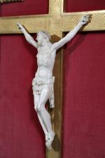 Christ en ivoire sculpté d'époque XIX's. Haut : tête-pieds :...