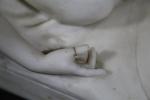 D'après CLODION : Pendule en marbre blanc sculpté à décor...