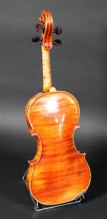 Beau violon d'Emile GERMAIN fait à Paris en 1876, portant...