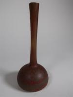 Petit vase soliflore miniature vers 1900 à long col fin...