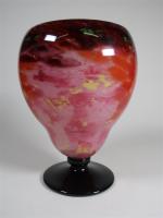 SCHNEIDER - Vase sur piedouche en épais verre marmoréen polychrome...