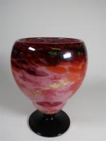 SCHNEIDER - Vase sur piedouche en épais verre marmoréen polychrome...