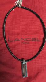 LANCEL - Collier en cuir noir et accastillage en acier...