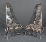 DUBREUIL André (1951). Paire de grandes chaises modèle "Spine Chair"...