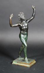 D'après l'Antique : Le Faune dansant de Pompéi. Bronze patiné,...