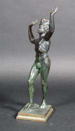 D'après l'Antique : Le Faune dansant de Pompéi. Bronze patiné,...