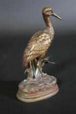 DUBUCAND Alfred (1828-1894) : Héron. Bronze à patine mordorée, signé....