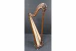 Harpe d'époque XIX's en acajou sculpté