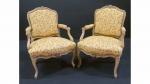 Paire de fauteuils à dossier plat d'époque Louis XV en...