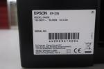 EPSON - une imprimante Epson XP235 avec chargeur, cable usb,...