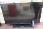 SAMSUNG - Une TV écran plat. 50 x 89 cm....