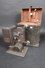 KODASCOPE EIGHT Model 80 Eastman Kodak - PROJECTEUR en tôle...