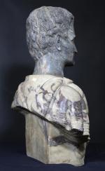 Buste de jeune Empereur romain en marbre, le drapé d'époque...