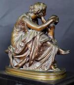 SCHOENEWERK Pierre-Alexandre (1820-1885) : Pendule en marbre noir surmonté d'un...