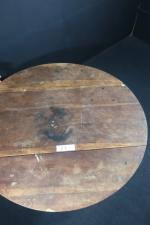 TABLE à volets d'époque XIXème siècle en noyer reposant sur...