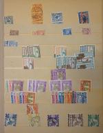 8 classeurs de timbres des colonies Françaises et Pays d'Afrique.
