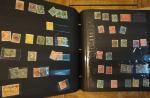 6 classeurs de timbres d'Angleterre  Espagne  Canada ...