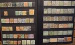 Important lot de 8 classeurs de timbres d'Europe de l'Est,...
