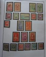 1 gros classeur de timbres Neufs ** de Monaco et...