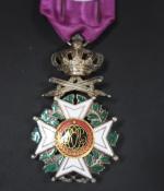 Belgique Ordre de Léopold. Croix de Chevalier, à titre militaire....