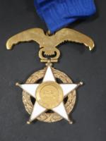 Chili Ordre du Mérite. Étoile de Commandeur. Doré, émail, cravate.