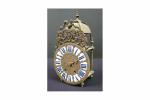 Petit mouvement d'horloge de style Louis XIV en bronze