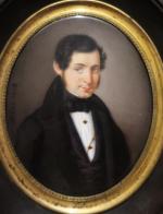 RIBAN, ép. XIX's : Portrait d'homme. Miniature ovale sur porcelaine...