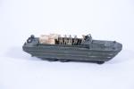 DINKY-TOYS (FRANCE) (REF 825) DUKW AMPHIBIE, HUIT MILITAIRES TBE/N Long....