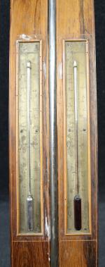 Baromètre-thermomètre droit d'époque Charles X en placage de palissandre à...