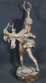 PONSARD Paul (1882-1915) : Chant de Victoire. Bronze patiné, signé....