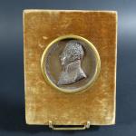 Médaille en bronze représentant Pierre-Marie TAILLEPIED de BONDY, préfet du...