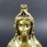 FRANC-MACONNERIE : Buste de Marianne avec attributs maçonniques en bronze,...