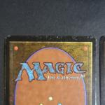 MAGIC THE GATHERING : 
Lot de 2 cartes : White Knight et...