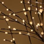 ARBRE LUMINEUX CANDY TREE FESTILIGHT agrémenté de LED blanc chaud...