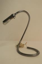 Lampe serpent années 70 en métal chromé, modulable. Haut.: 40...
