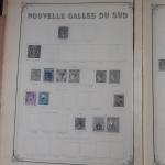Album de timbres-poste des cinq parties du monde (très incomplet)...