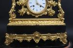 Pendule d'époque Napoléon III en bronze doré et patiné et...
