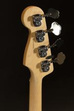 Fender. Guitare basse Jazz AMPRO achetée neuve le 4 octobre...