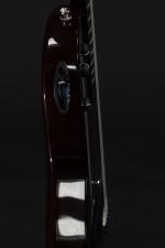 Taylor. Guitare électrique modèle T5Z classic deluxe, en boîte, avec...