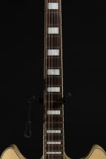 Ibanez. Guitare électrique modèle AS73G-NT-12-03 Artcore en housse, sans facture