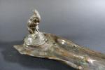 CAIN Auguste (1821-1894) : Porte-plume en bronze patiné en forme...