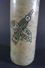 BLIN Jacques (1920-1995) : Vase bouteille en céramique gris-beige à...