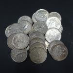 VEME REPUBLIQUE : Vingt-cinq pièces de 5 Francs argent type...